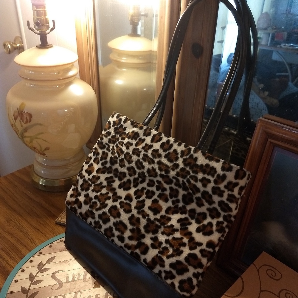 M/Large Tote